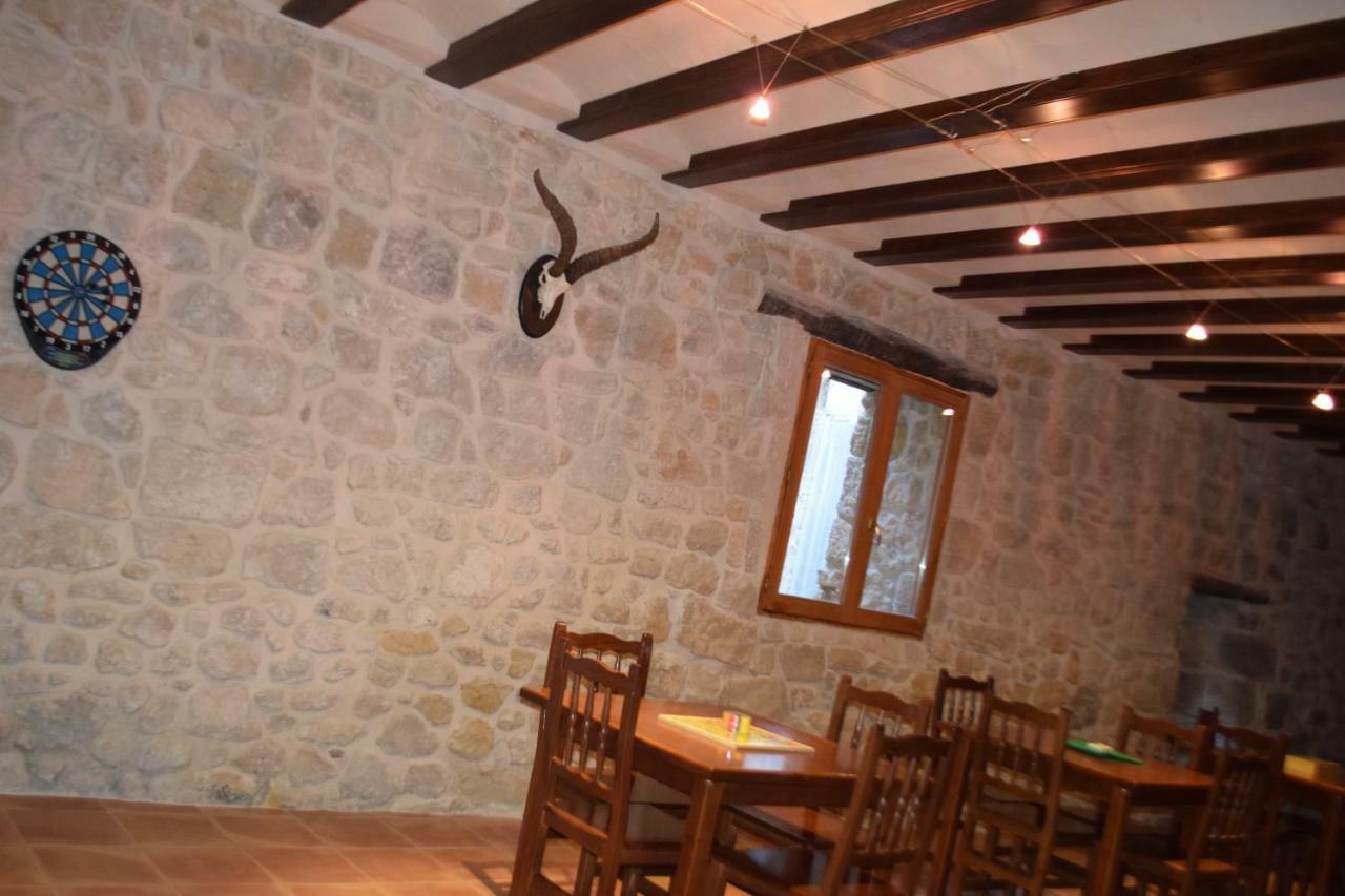 Apartamentos La Muralla Орта-де-Сан-Жоан Экстерьер фото